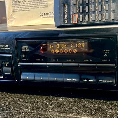 Pioneer PD-M552 Multi Play 6-Disc CD Player w/ Magazine, Remote, Instructions; For Parts image 4