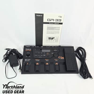 Roland GR-33 Guitar Synthesizer - USED
