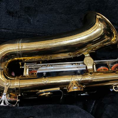 Yamaha YAS26 Alto Saxophone w Case image 5
