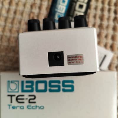 Boss TE-2 Tera Echo 2013 - Present - White image 5