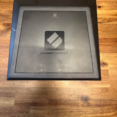 Novation Launch Control XL MK3 MIDI DAW Controller 2025 - Present - Black image 5