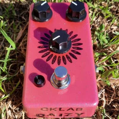 CKLab Daizy Fuzz PTP boosted germanium fuzz 2026 - Pink Metallic flake point to point fuzz image 4