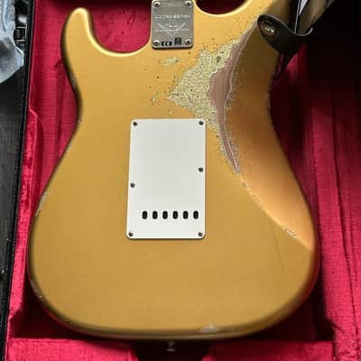 2025 Fender Stratocaster 1964 LTD Fall Event Flamed Neck Gold over Gold Sparkle Heavy Relic image 15