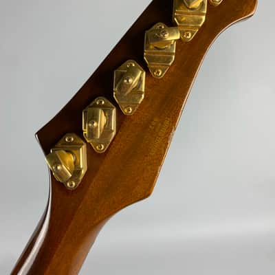 Gibson Bi- Centennial Firebird 1976 Sunburst, Gold Hardware, Great player, Deluxe Hardshell case image 8