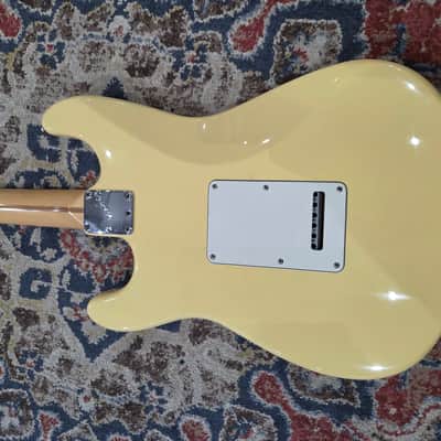 Used Fender Stratocaster (partscaster) buttercream w/case image 4