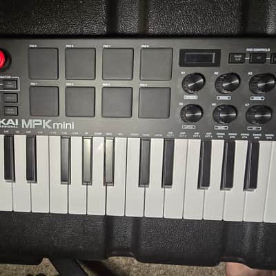 Akai MPK Mini Play MKIII Portable 25-Key MIDI Controller 2022 - Present - Black image 7