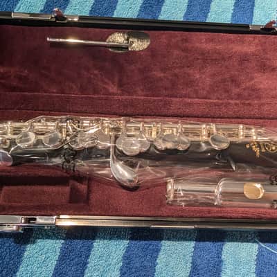 Yamaha YPC-32 2025 - Present - Black / Silver-Plated (ABS Resin body with silver-plated nickel silver headstock/keys) image 5