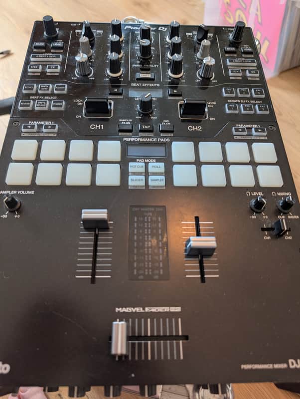 Pioneer DJM-S9 2016 - Mint plus a Road ready flight case. image 1