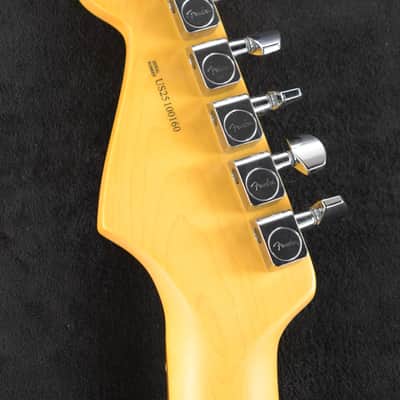 Fender American Professional II Stratocaster 3-Color Sunburst Rosewood Fingerboard image 6