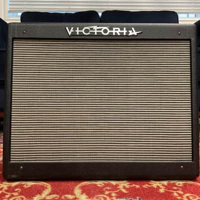 Victoria Broadway Deluxe image 2