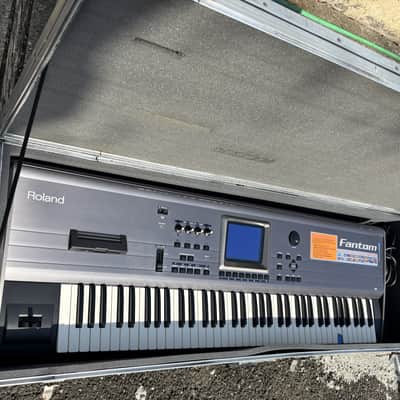 Roland FANTOM 61-Key Workstation Keyboard Early 1990's - Black image 5