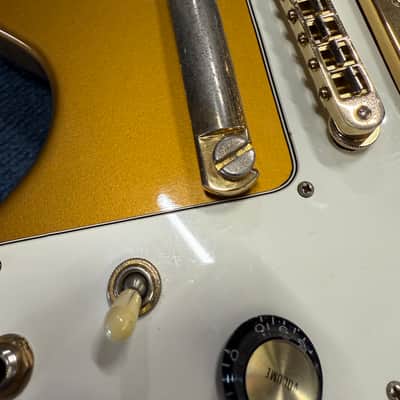 1993 Gibson Ltd Ed Flying V - #20 of 50 - Cadillac Gold image 11