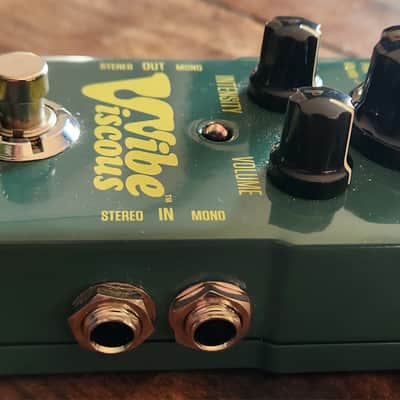 TC Electronic Viscous Vibe (Shin-Ei Univibe Clone) 2010s image 4