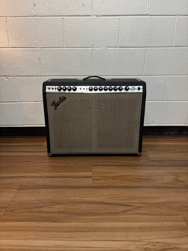 Fender Twin Reverb 2-Channel 135-Watt 2x12" Guitar Combo