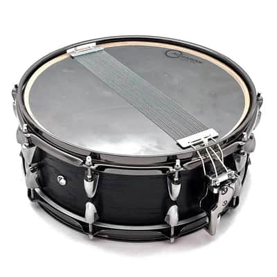 Used Yamaha Live Custom Snare Drum 14x5.5 Black Wood - Good image 5