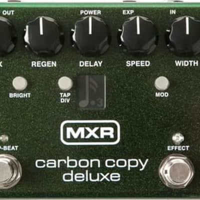 MXR® CARBON COPY® DELUXE ANALOG DELAY