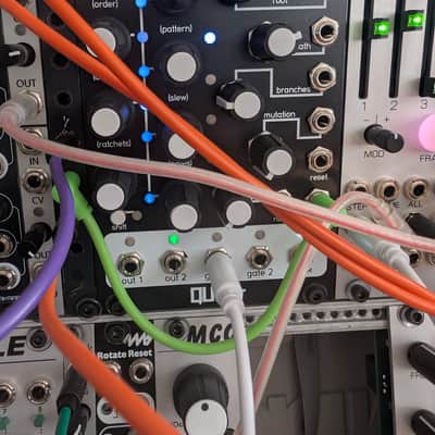 Qu-Bit Electronix Bloom 2019 - Present Black image 1