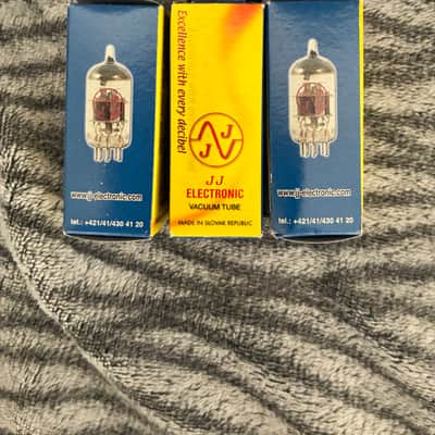 JJ Electronic ECC82 / ECC83S/ 12AU7 Preamp Tube 2010s - Clear Glass image 1