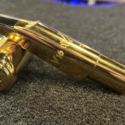 Vandoren Paris T6 V16 Metal Tenor Saxophone Mouthpiece Gold W/ Ligature and Cap image 7