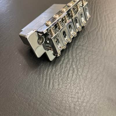 LIKE NEW Electric Guitar Bridge image 3