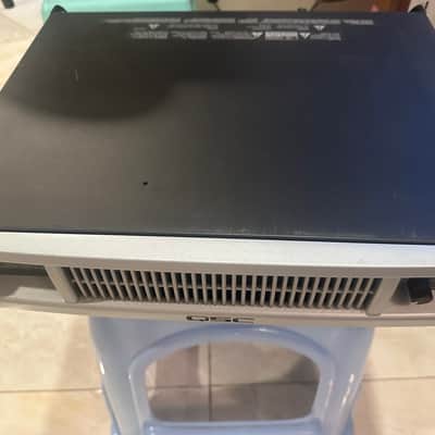 QSC PLX2502 PLX2 Series Compact Rack-Mounted Power Amp 2010s - Silver image 4