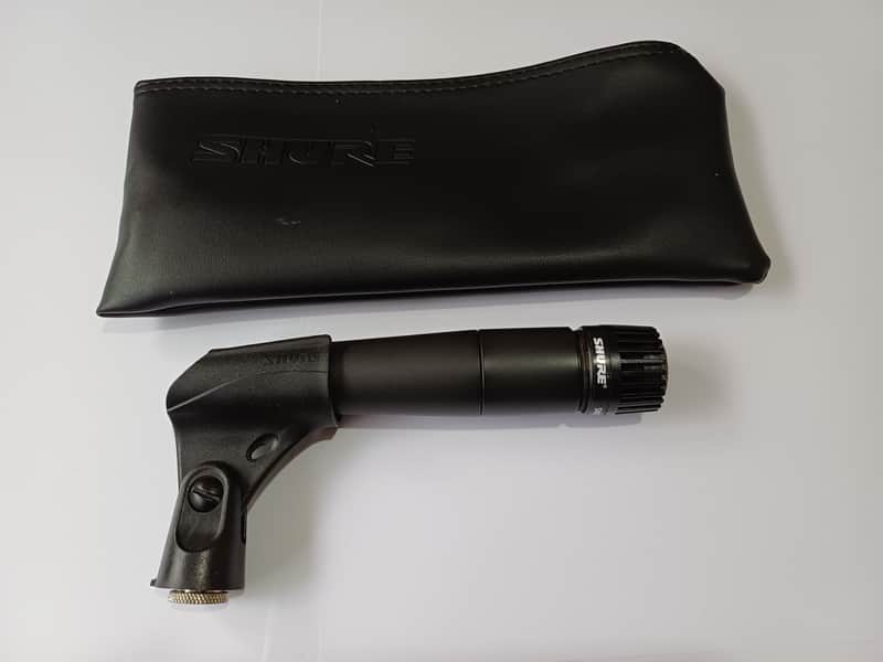 Shure SM57 Cardioid Dynamic Microphone - with zip case and mic clip image 1