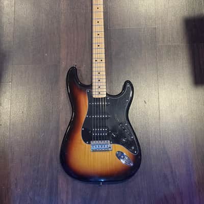 Fender Stratocaster Special HSS 1995 - Sunburst image 1