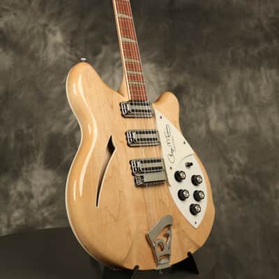1989 Rickenbacker 370/12RM Roger McGuinn signature Mapleglo image 9