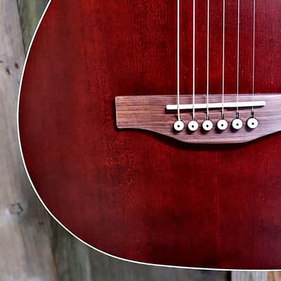 Art&Lutherie Roadhouse Parlor Guitar - Tennessee Red A/E image 4