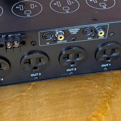 Pyle PS900 Audio/Video AC Power Conditioner Black/Blue image 8