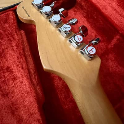 Fender US Lone Star Stratocaster with Maple Fretboard 1998 - Sienna Sunburst image 5
