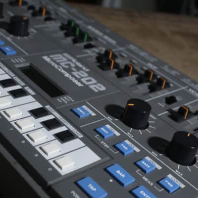 Roland MC-202 MicroComposer 1983 - 1985 - Gray image 3