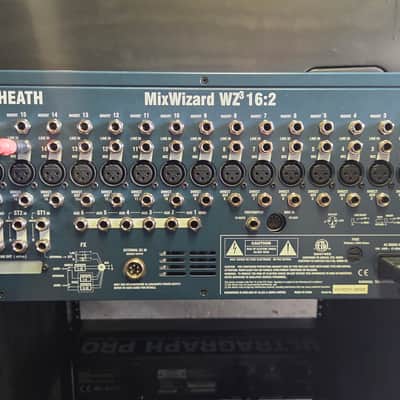 Allen & Heath MixWizard WZ3 16:2 16-Input Stereo Mixer 2004 - 2013 - Blue image 4