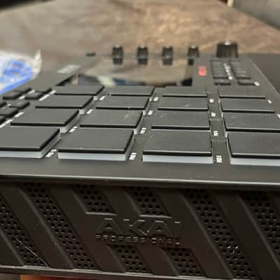 Akai MPC Live II Standalone Sampler / Sequencer 2020 - Present - Black image 2
