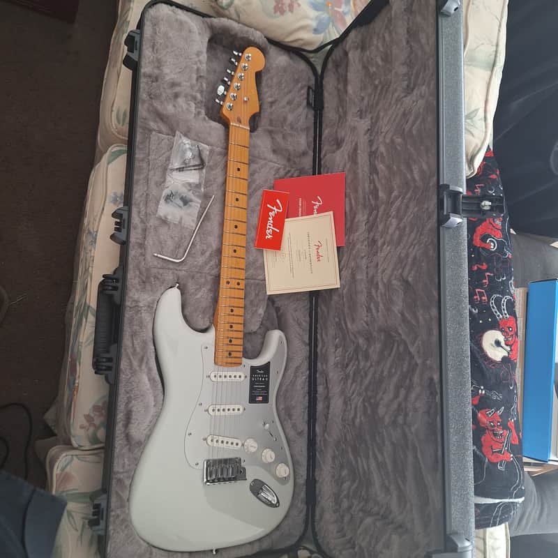 Fender American Ultra II Stratocaster