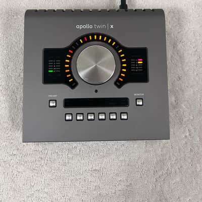 Universal Audio Apollo Twin X QUAD Thunderbolt 3 Audio Interface 2022 - Present - Gray image 10