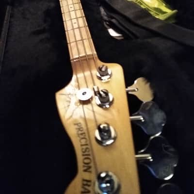 Fender P-Bass Deluxe 2016 Translucent White USA , WOW image 13