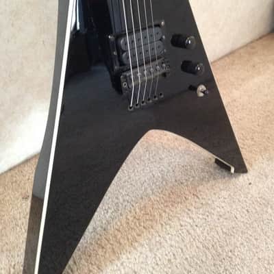 Ibanez V Blade VBT700 Black with case image 2