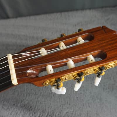 Albeniz (Zen-On) Modelo 50 Japan Classical Guitar image 14
