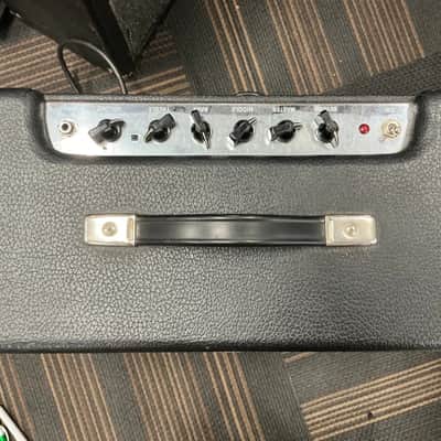 Fender Blues Junior III 15-Watt 1x12" Guitar Combo - 2011 image 2