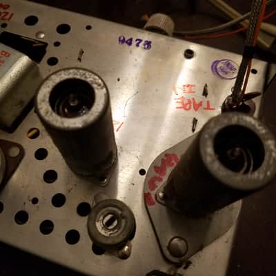 Silvertone Sears mono Tube Amplifier 6V6 project chassis Fisher AlNiCo Speaker 1959 Silver image 8