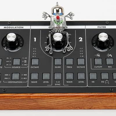 MOOG Slim Phatty Synthesizer +Holz + Rack Ears + OVP + Neuwertig+ 1,5J Garantie image 7