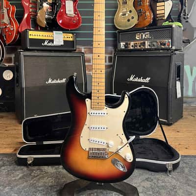 Fender American Standard Stratocaster 3-Color Sunburst 2004 Electric Guitar image 1