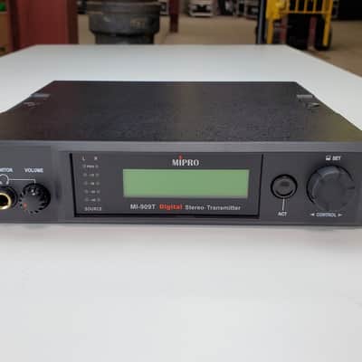 Mipro MI909 Digital In-ear Monitor System 5E / Includes rack parts & Antenna image 4