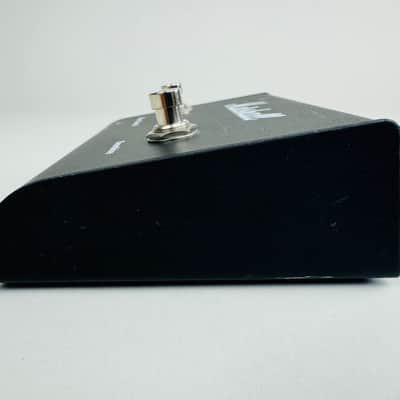 Marshall PEDL-90010 2-Button Footswitch – Clean/Crunch & Overdrive Control image 4