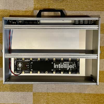 Intellijel 7U x 84HP Modular Eurorack Performance Case - Silver image 1