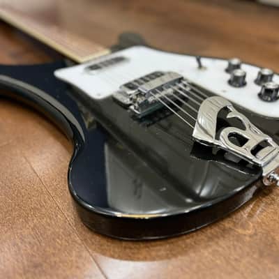 Rickenbacker 480 1973 - 1984 - Jetglo image 3