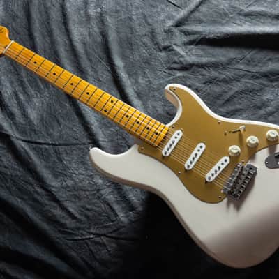 Fender Japan ST-54 Stratocaster Olympic 1990-1991 - White - VERY GOOD condition image 1