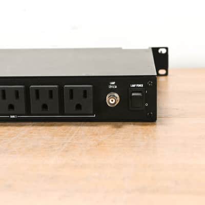 Furman PL-8C 15A Classic Series Power Conditioner with Lights CG013PD image 6