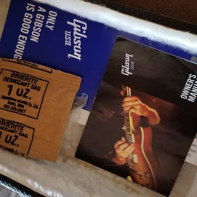 Gibson Flying V Bass Reissue 2012 Cherry image 10
